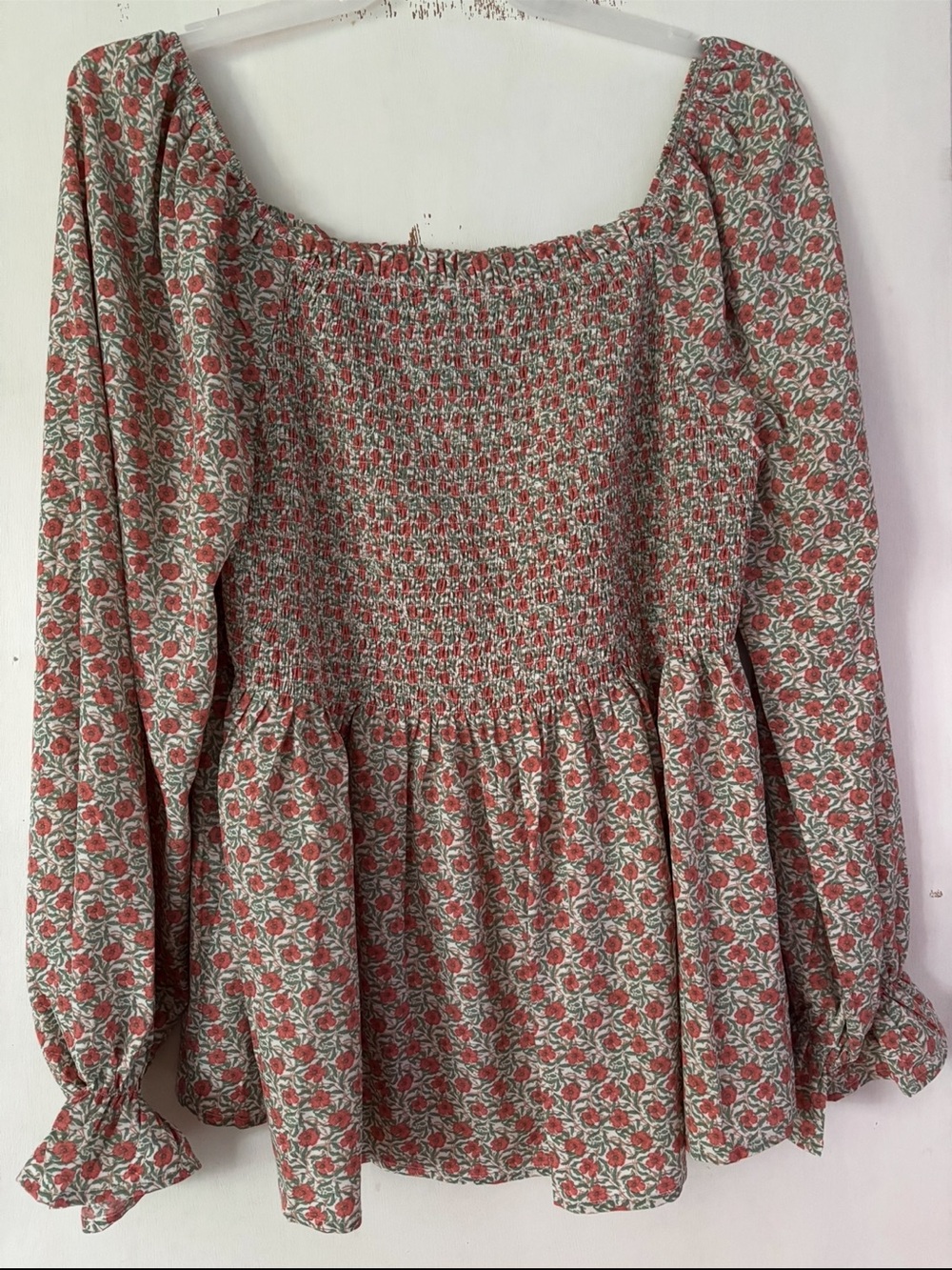 Chic Soul Rose-Print Smocked Peplum Top in Pink and Green